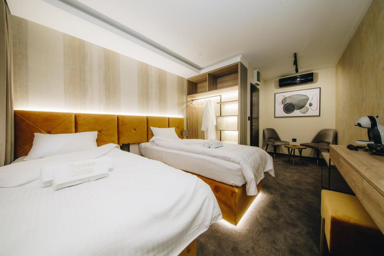Boutique Luxury Apartments 크라구예바츠 외부 사진