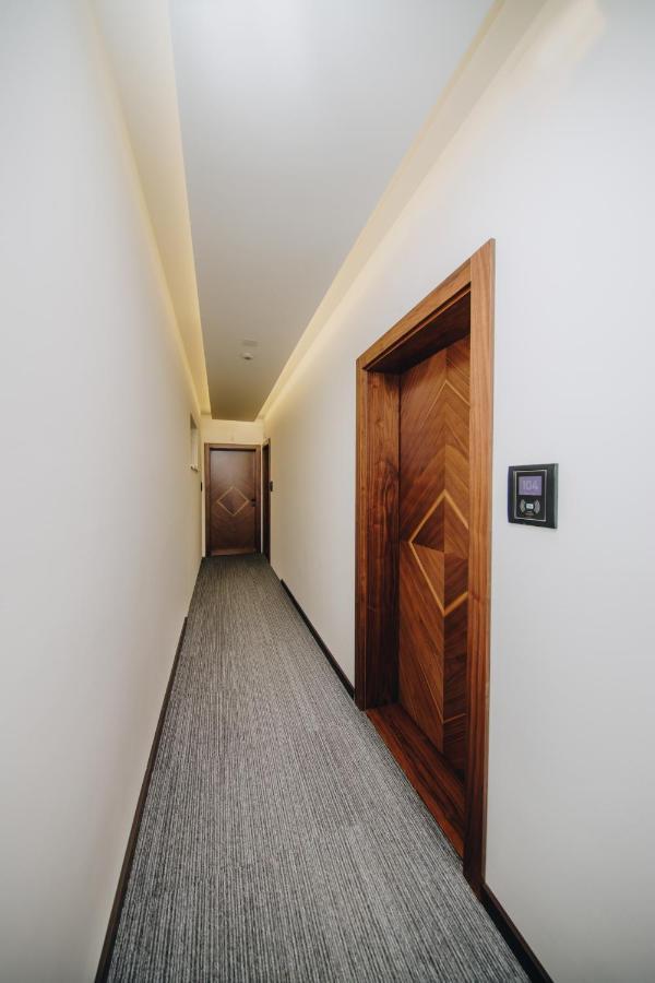 Boutique Luxury Apartments 크라구예바츠 외부 사진