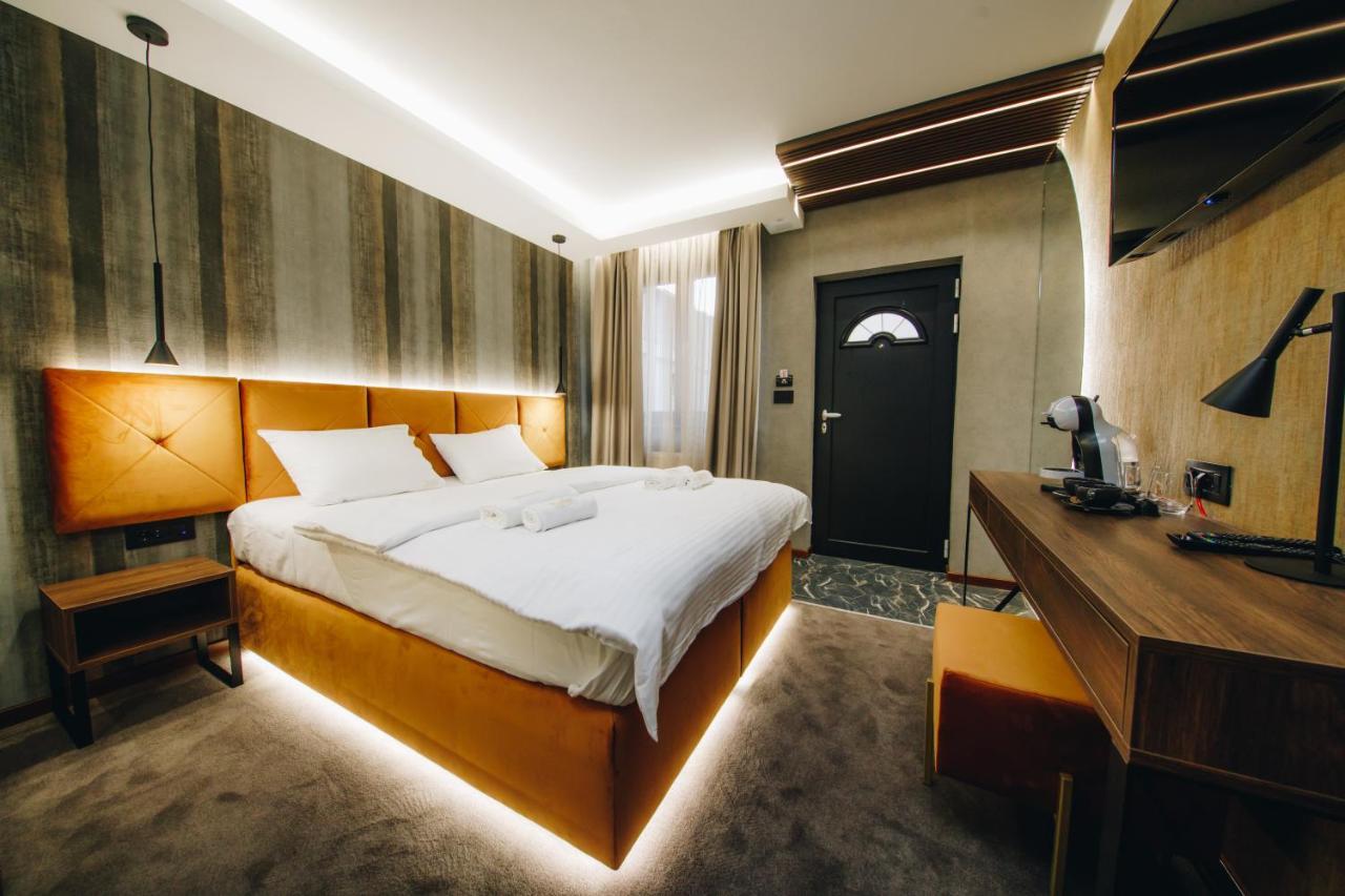 Boutique Luxury Apartments 크라구예바츠 외부 사진